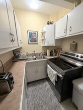 15A Jason St, Unit 2A in Arlington, MA - Building Photo - Building Photo