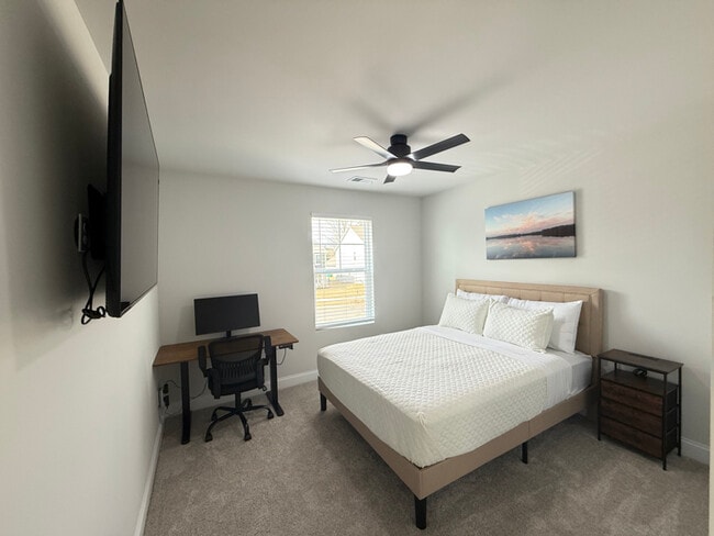 property at 4045 Grommet Ct