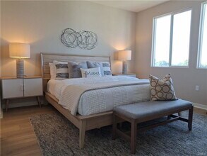 109 S Laxore St in Anaheim, CA - Building Photo - Building Photo