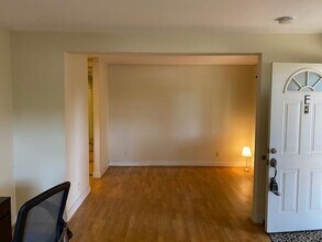 8644 Via Mallorca in San Diego, CA - Building Photo - Building Photo