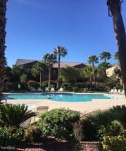 8985 S Durango Dr-Unit -Unit 2031 in Las Vegas, NV - Building Photo - Building Photo
