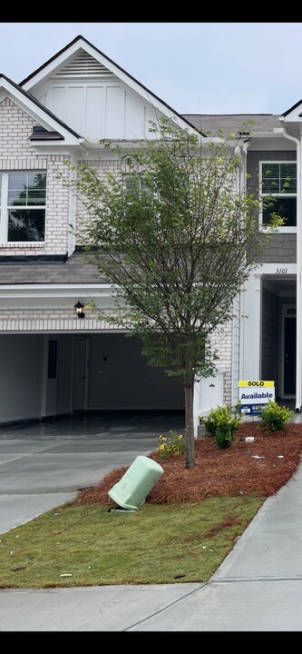 3101 Greyton Dr in Buford, GA - Building Photo