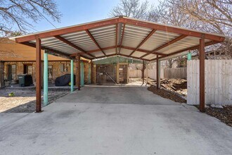 908 W 2nd St in Del Rio, TX - Building Photo - Building Photo