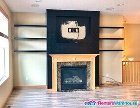 15564 Eagles Nest Wy in Apple Valley, MN - Building Photo - Building Photo