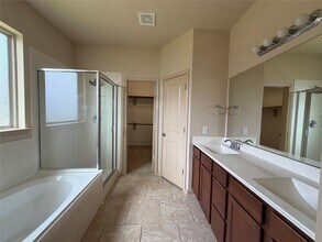 3223 Aegean Dr in Missouri City, TX - Building Photo - Building Photo