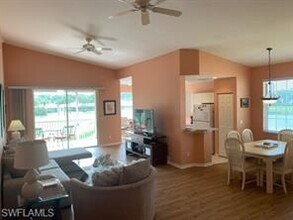 2021 Crestview Way-Unit -113 in Naples, FL - Building Photo - Building Photo