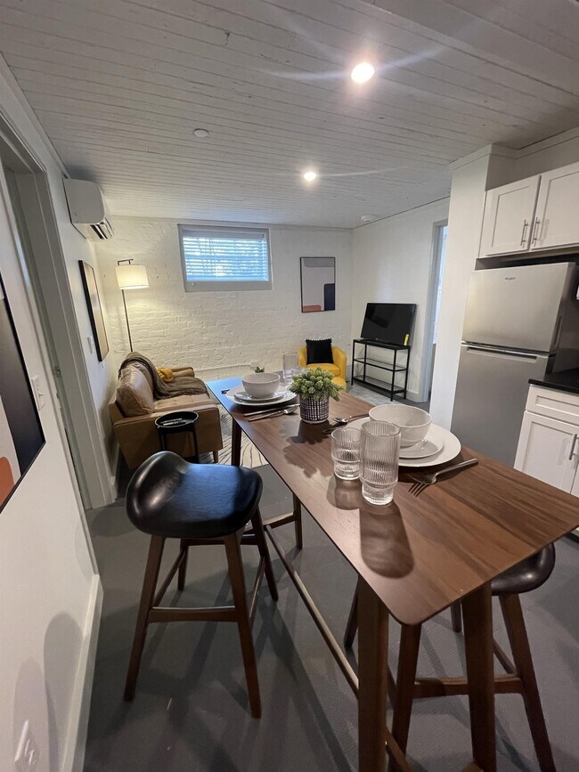 315 W 38th St, Unit 1 in Savannah, GA - Building Photo - Building Photo