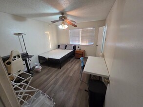 839 Dublin Dr, Unit Side room with Private Bathroom in Richardson, TX - Foto de edificio - Building Photo