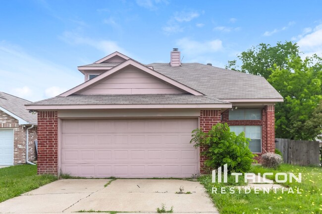 property at 814 Forest Oaks Dr