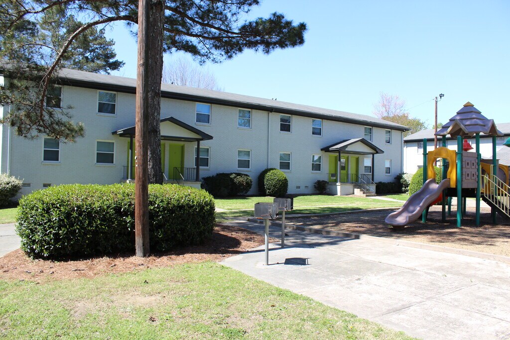 Midwood Square Apartments Forest Park, GA Apartments For Rent