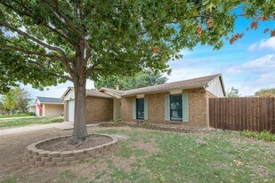 713 Sunny Slope Dr, Unit 2210 in Allen, TX - Building Photo