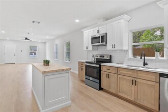 2811 Winbern St in Houston, TX - Building Photo - Building Photo