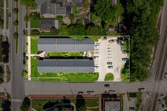 River Grove Apartments in New Albany, IN - Foto de edificio - Building Photo