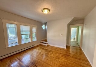 104 S Main St in Mansfield, MA - Building Photo - Building Photo