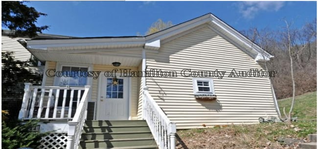 property at 4044 Hillside Ave