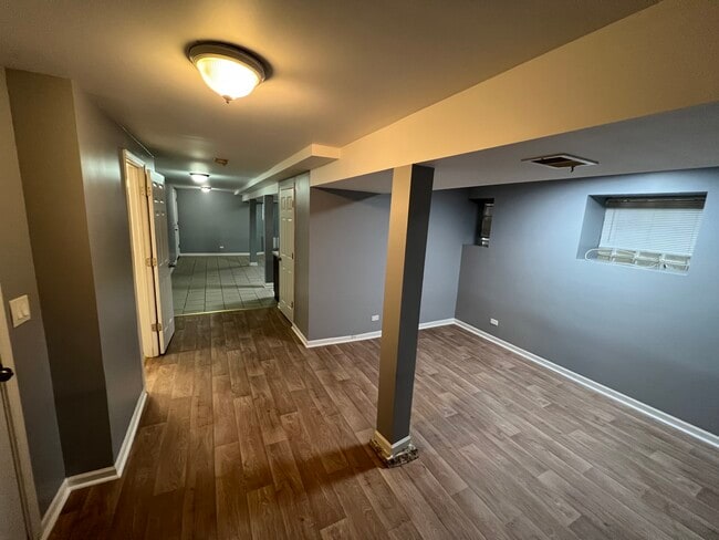 932 Waller N Ave, Unit BS