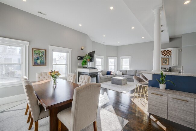 property at 41 Farragut Rd