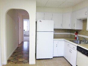 19 Wesley St, Unit 1 in Somerville, MA - Building Photo - Building Photo