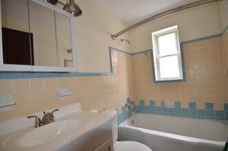 2532 Williams Ave, Unit 3 in Cincinnati, OH - Building Photo - Building Photo