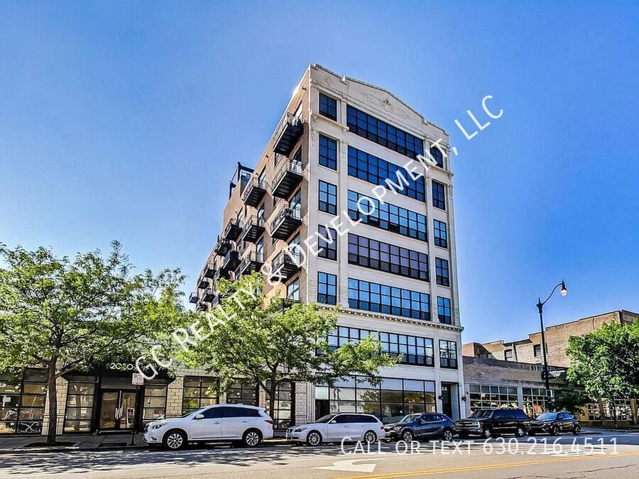 2024 S Wabash Ave in Chicago, IL - Building Photo