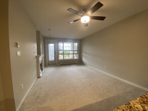 5670 Edgewater Ln in Nanaimo, BC - Building Photo - Building Photo