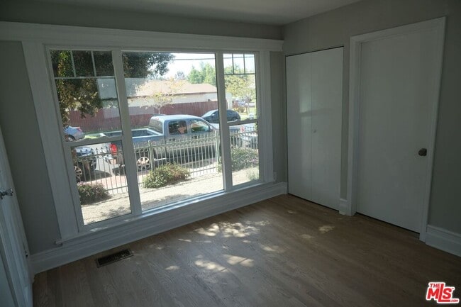 1665 W 30th St in Los Angeles, CA - Building Photo - Building Photo