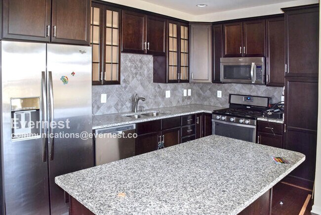 23514 Hopewell Manor Terrace in Ashburn, VA - Building Photo - Building Photo