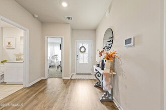 205 Cane Run Ct in Duson, LA - Building Photo - Building Photo