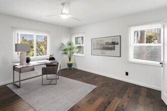 4218 Middlesex Dr in San Diego, CA - Building Photo - Building Photo