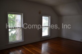 521 S Westnedge Ave-Unit -1 in Kalamazoo, MI - Building Photo - Building Photo
