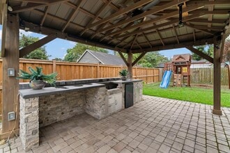 6426 Pinehurst Dr in Houston, TX - Building Photo - Building Photo
