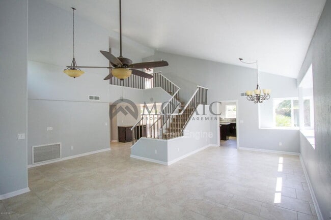 18225 N 46th St in Phoenix, AZ - Building Photo - Building Photo