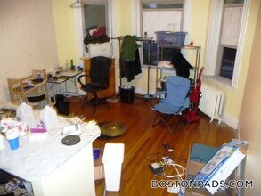 55 Park Dr in Boston, MA - Foto de edificio - Building Photo