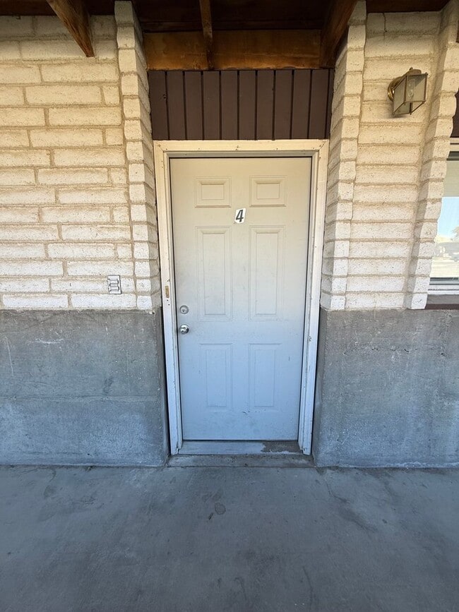 1070 E 8th N in Price, UT - Building Photo - Building Photo