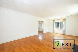 17352 Roselawn St in Detroit, MI - Building Photo - Building Photo