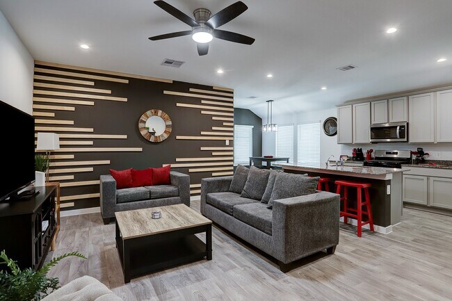 3838 Beltingham Bend Wy in Fulshear, TX - Foto de edificio - Building Photo