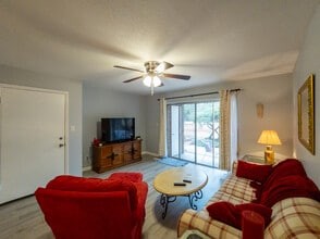 357 Driftwood Cir in Southern Pines, NC - Building Photo - Building Photo