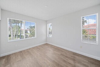 11765 W Atlantic Blvd in Coral Springs, FL - Building Photo - Building Photo