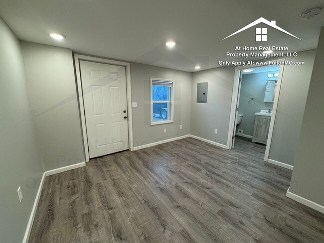 103 E 3rd St in Fulton, MO - Building Photo - Building Photo