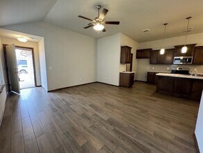 2417 Northcreek Ln in Oklahoma City, OK - Building Photo - Building Photo