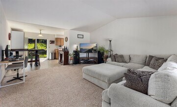 22428 S Prairie Rd E, Unit PNW Property management in Bonney Lake, WA - Building Photo - Building Photo