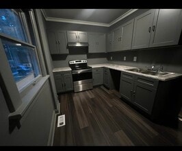 415 Askew Ave in Kansas City, MO - Foto de edificio - Building Photo