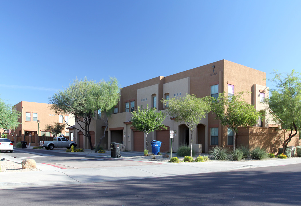 1890 E Don Carlos Ave in Tempe, AZ - Building Photo