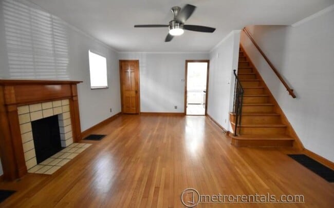 29-31-31 W Pacemont Rd in Columbus, OH - Building Photo - Building Photo