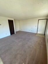 745-747 E Ash St in Union, OR - Building Photo - Building Photo