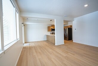 1967 S Cherry Ln in Spokane, WA - Building Photo - Building Photo