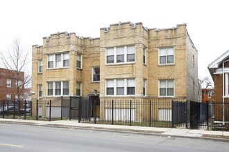 6358 S California Ave in Chicago, IL - Foto de edificio - Building Photo