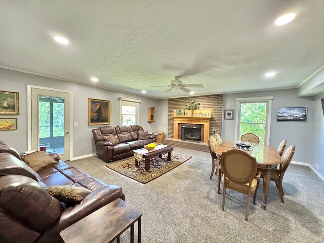 1411 Arroyo Dr in Frankfort, KY - Building Photo - Building Photo
