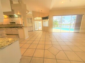 315 Caicos Dr in Punta Gorda, FL - Building Photo - Building Photo