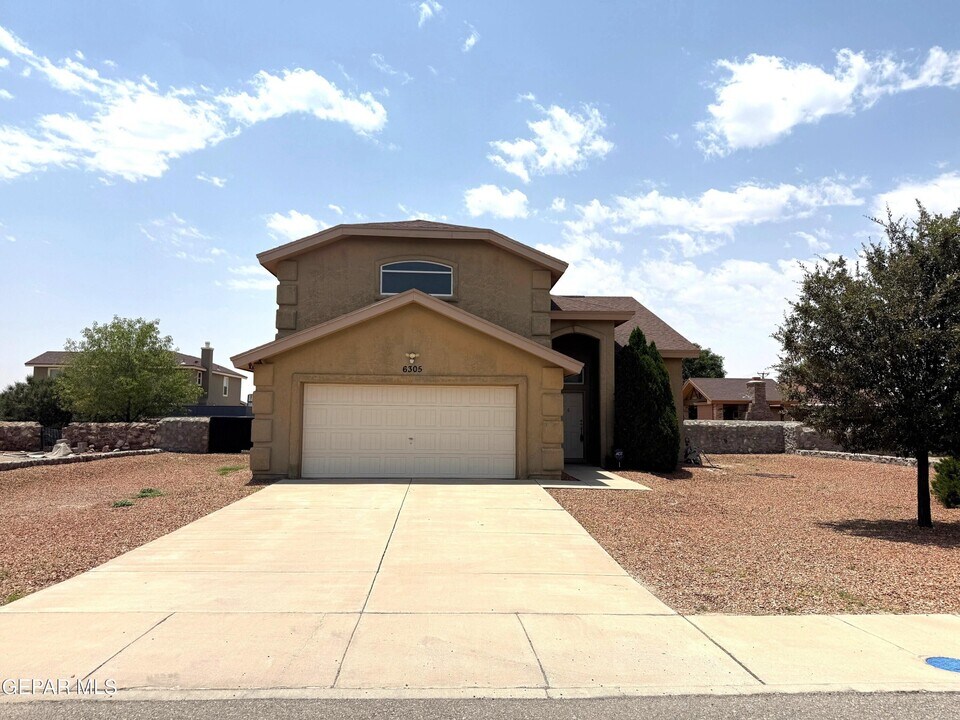 6305 Rosa Gandara Pl in El Paso, TX - Building Photo